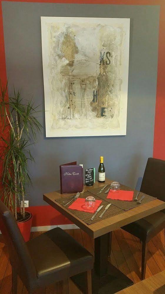 Ibis Avallon Magny  Exterior foto