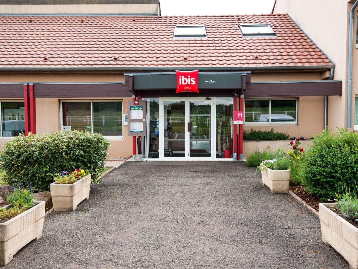 Ibis Avallon Magny  Exterior foto